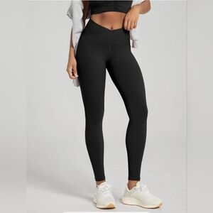 Everyday High-Rise Black Leggings
